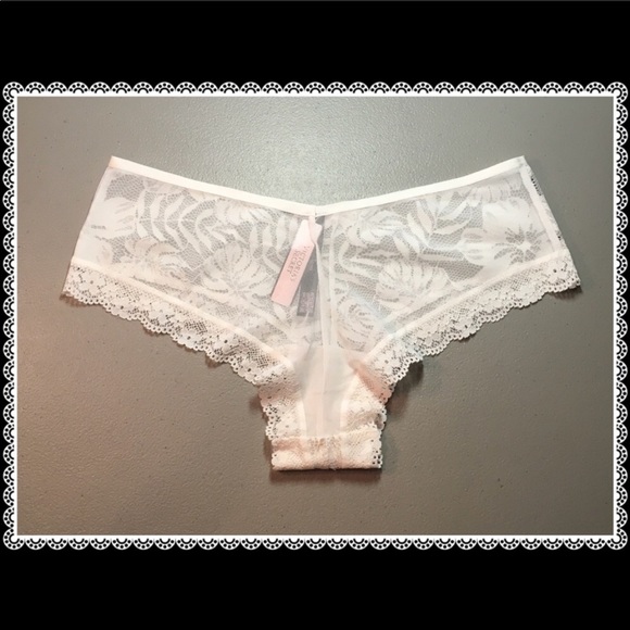 VS Very sexy cheeky in Gorgeous Palm print lace. - Picture 6 of 8